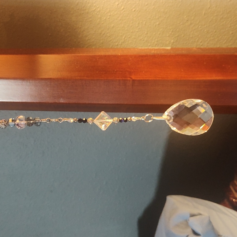Crystal Hanging Ornament Suncatcher with Heart and Teardrop Accents - Picture 4 of 7